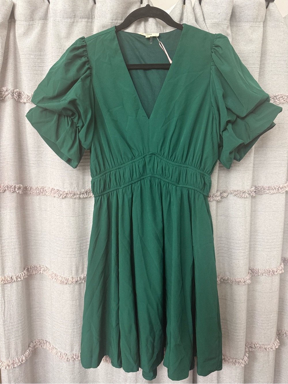 Entro Women's Dark Green V-Neck Puff Sleeve Mini Dress - SIZE MEDIUM